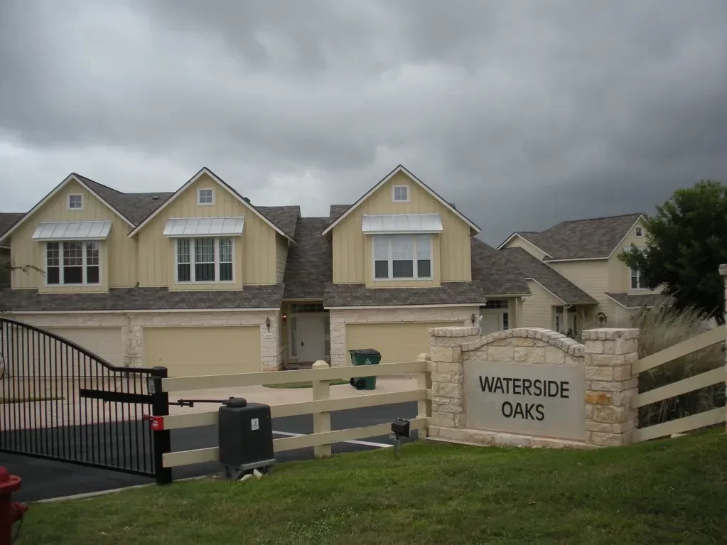 Waterside Oaks — Kibo Contractors LLC, Central Texas